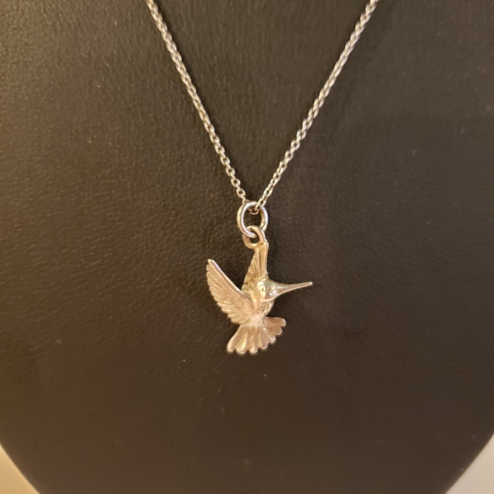 Hummingbird Pendant & Necklace w/ Box - .925 Silver - Picture 3 of 9
